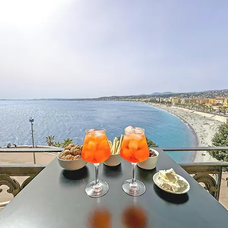 Exceptional Sea Front French Riviera 公寓