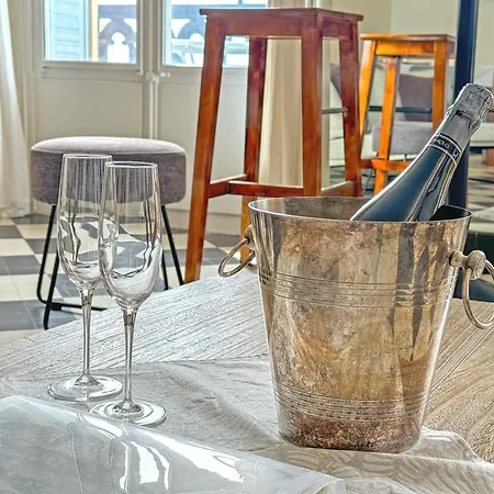 公寓 Exceptional Sea Front French Riviera *