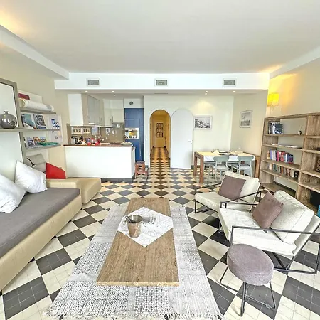 Exceptional Sea Front French Riviera Appartamento *